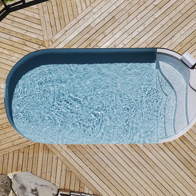 Pool-Typ Ilona